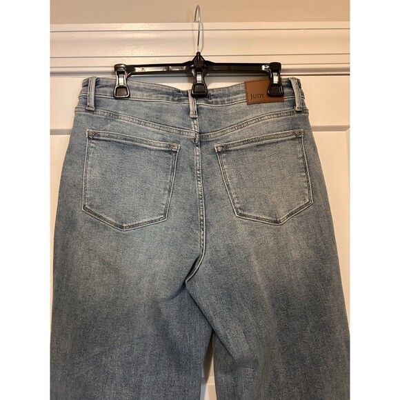 Judy Blue Jeans Women’s 11/30 Blue Retro Wide Fit High Rise Medium Wash Grunge - Picture 5 of 8